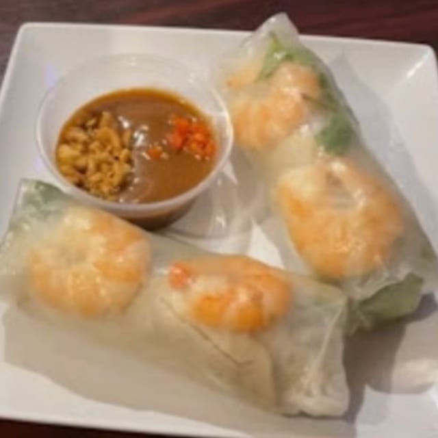 A2- Spring Rolls with Shrimp (2 Pieces).