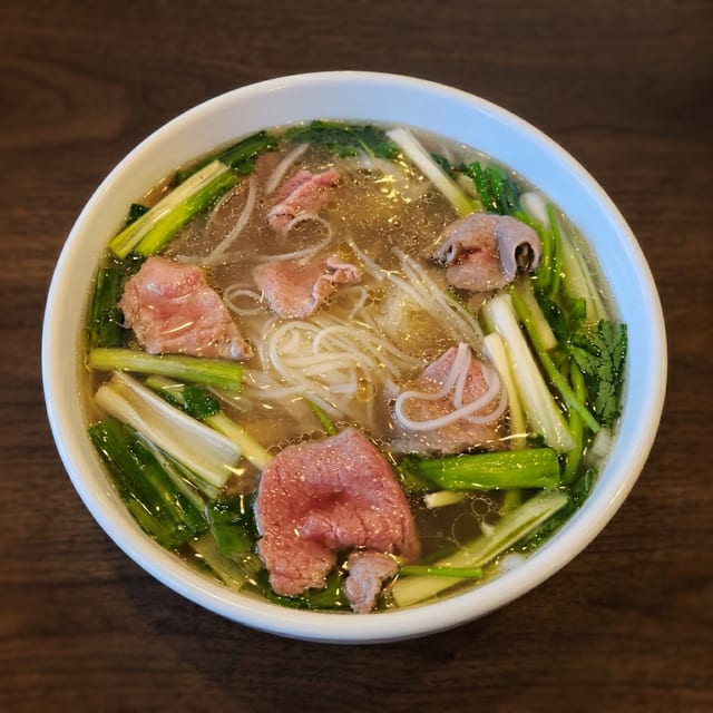 P2- Rare Beef - Pho Tai.